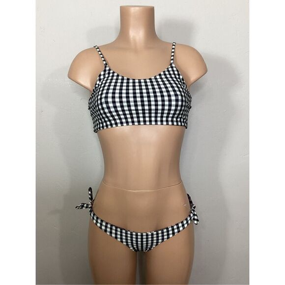 New. Volcom plaid and check bikini. Small. Retails $149 - Picture 5 of 8